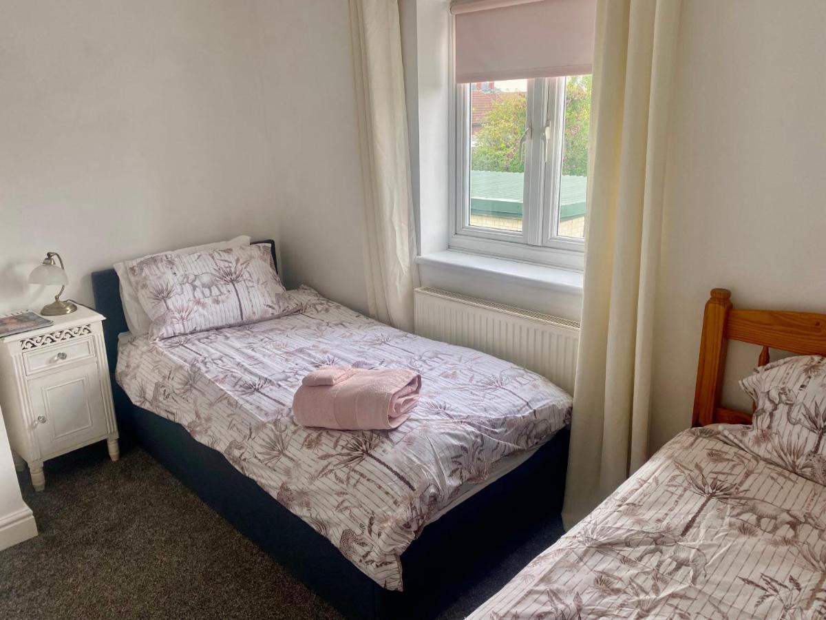 Bluebell Cottage Selby Bagian luar foto